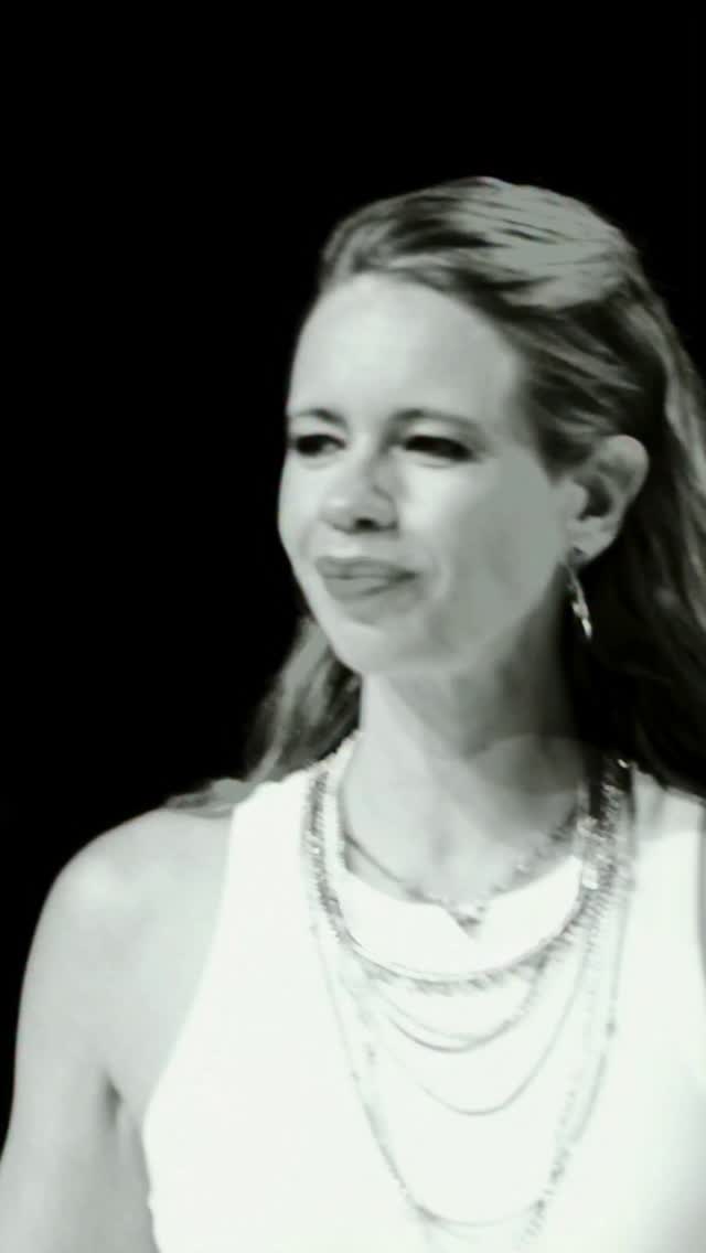 Dreamy, playful, and a little bit unserious, in the best way kalkikanmani talks us through her look, and its all...