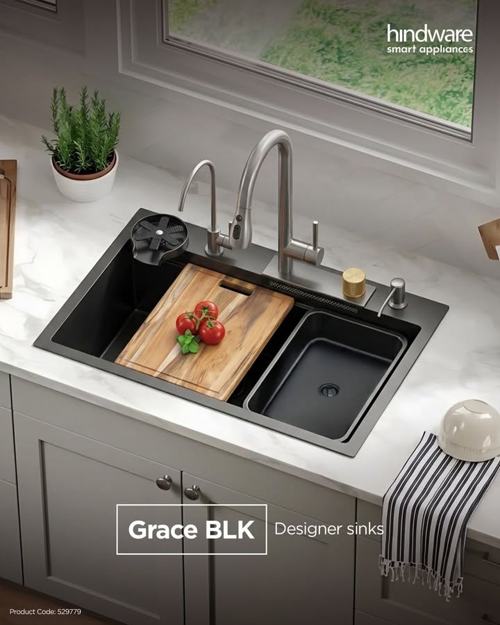 Bold in finish. Seamless in design. The sink collection by Hindware brings modern elegance to everyday kitchens