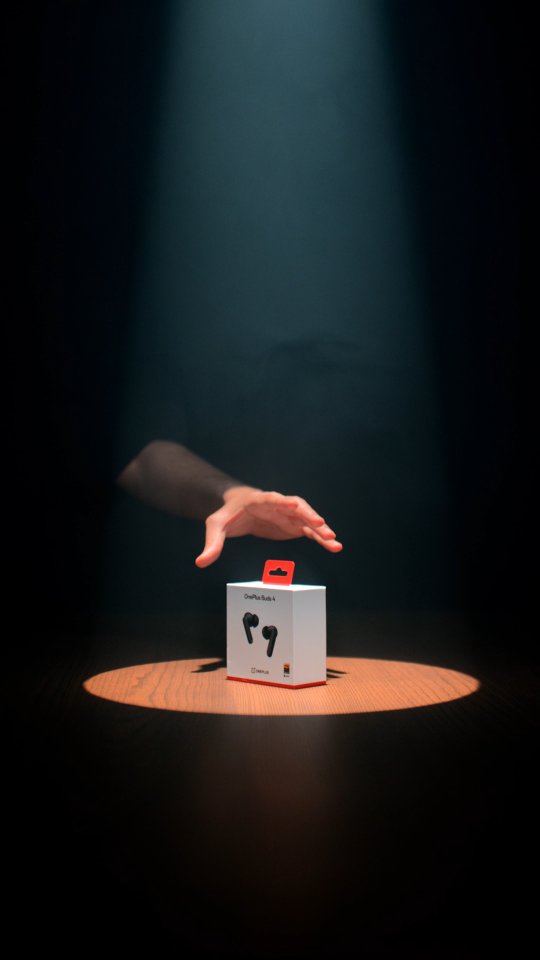 Hear the smallest detail. ASMR, sounds best on OnePlusBuds4.