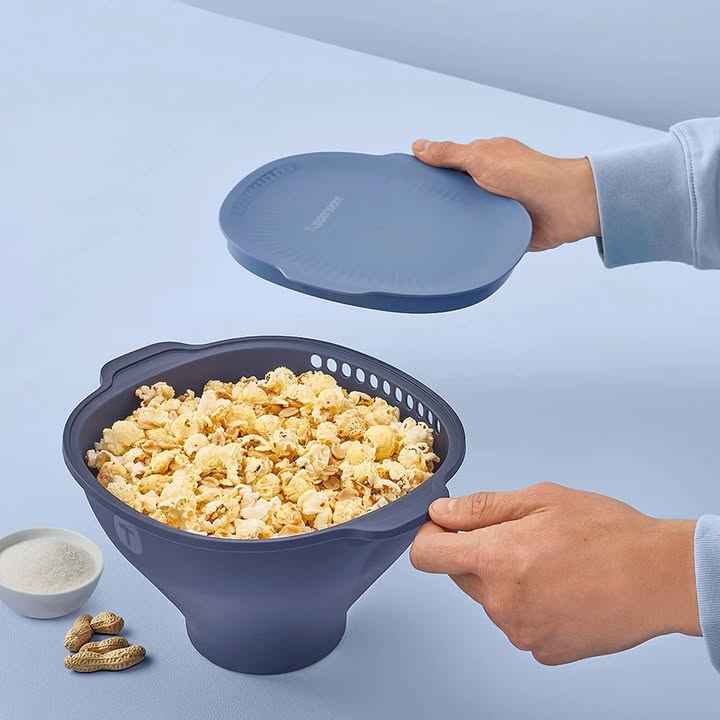 Endless popping. Endless flavor. Endless fun Say hello to the Tupperware WOW Pop Microwave Popcorn Maker your shortcut to gourmet style popcorn at home Endless popping. Endless flavor