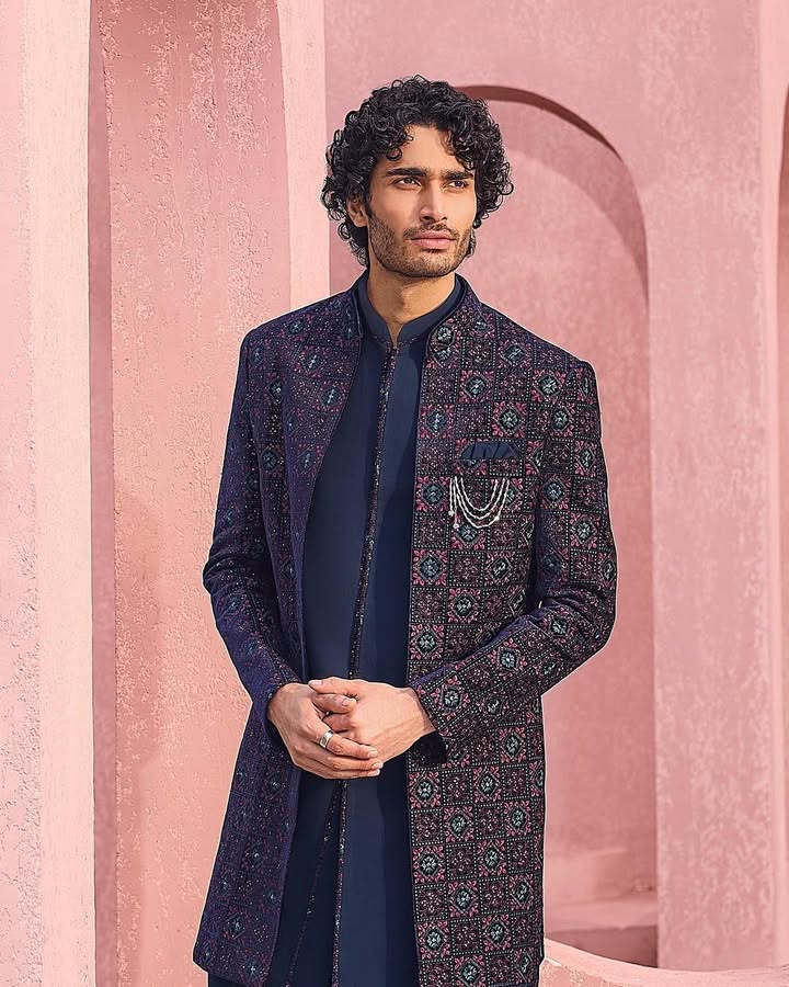Classic craft meets contemporary cuts. Thats Indo Western at Manyavar. Style your wedding look at manyavar.com or your nearest Manyavar store Classic craft meets contemporary cuts. Thats Indo Western at Manyavar. Style your wedding look at manyavar