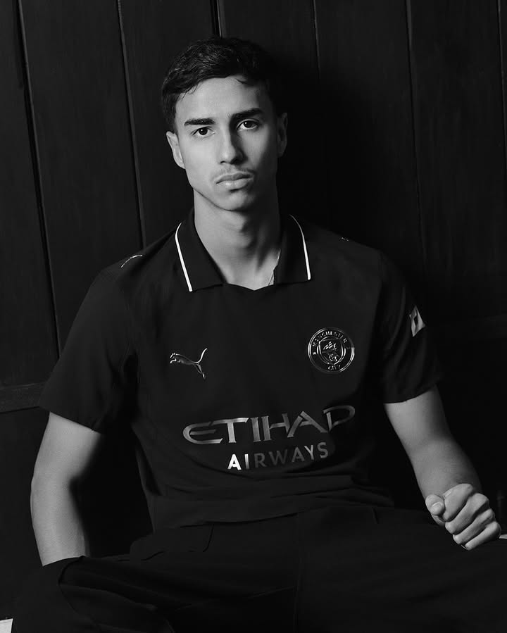 All black for away trips Gear up for the new season in the PUMA x mancity collection. Shop at PUMA