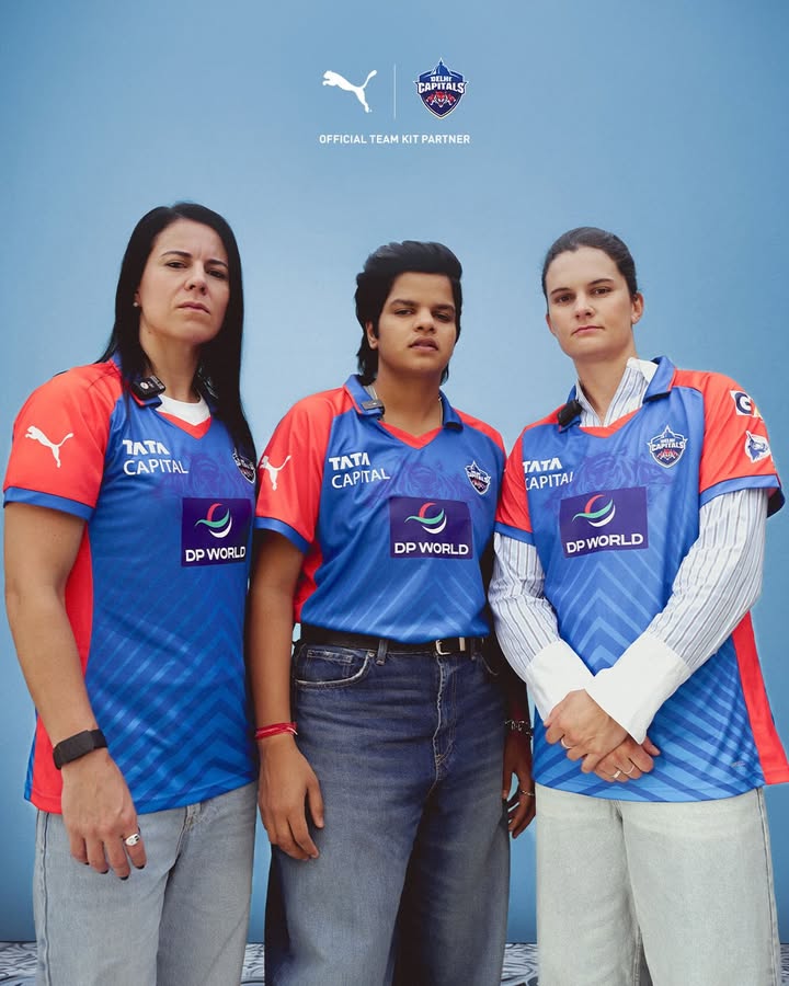 First win secured. The girls have arrived. delhicapitals PUMAxDC UPWvDC