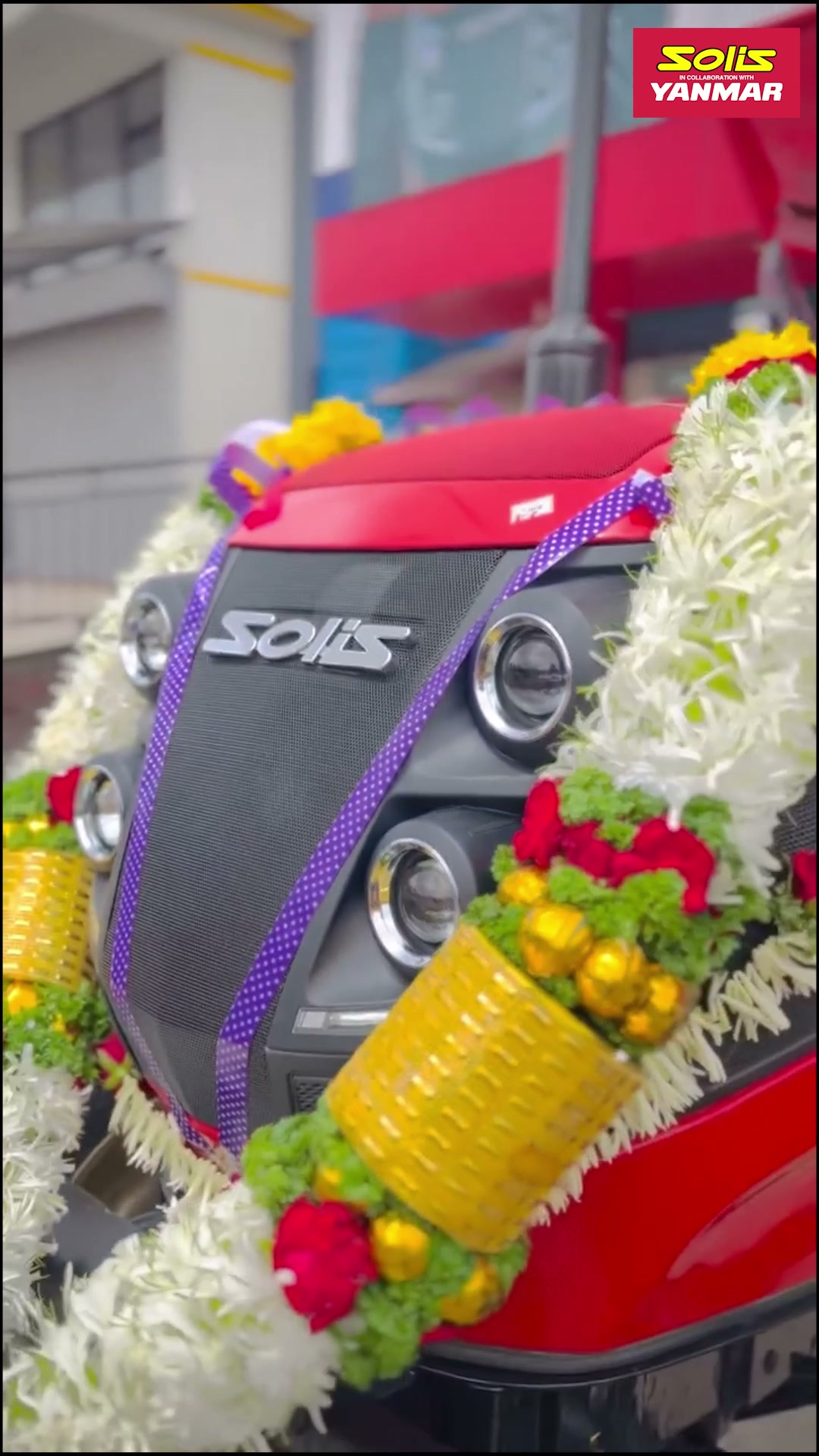 Upgrade your farming with the 14.9 28 Tyre Expert Solis 4515