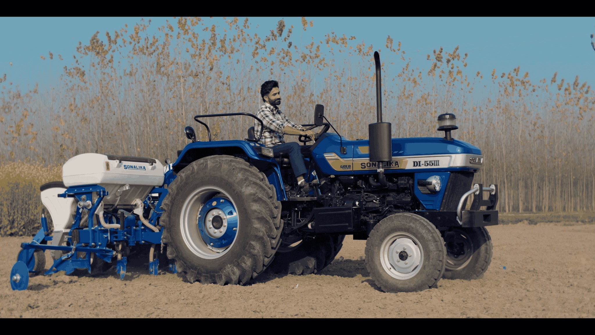 Celebrating 30 years of farmers trust and Jeetne Ka Dum, Sonalika Tractors introduces the all new Sonalika GOLD Series a g...