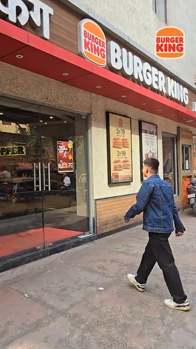 Now, get a limited edition ball FREE with our exclusive combos