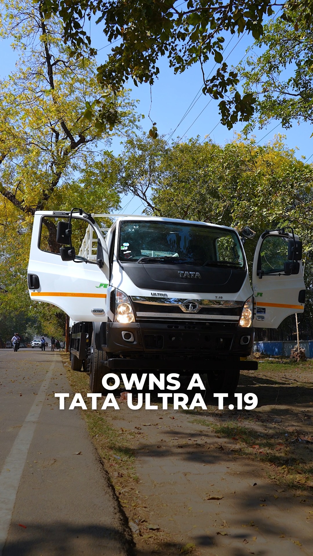 Less time in service. More time on road. With a 1 lakh km service interval, Ultra T