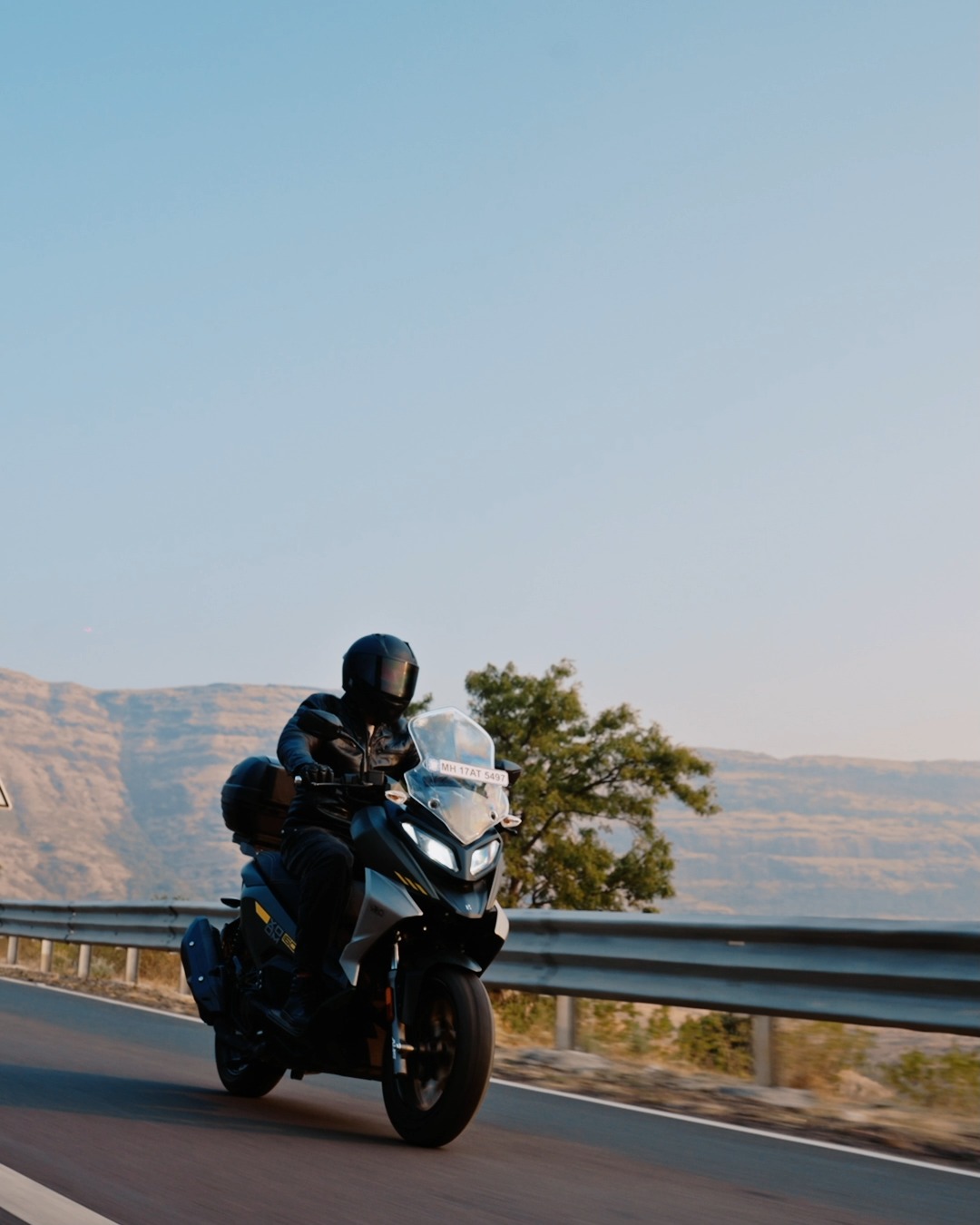 Make your next great escape with the XOOM 160. XOOM160 HeroMotoCorp