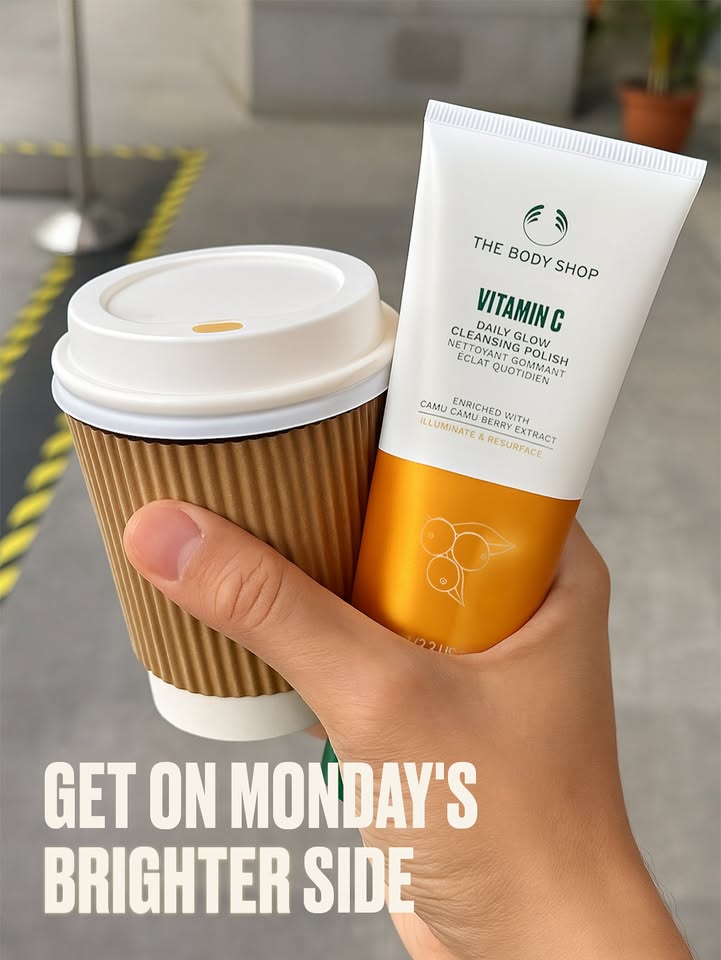 Coffee for you, Vitamin C for your skin Make Mondays about our Vitamin C Daily Glow Cleansing Polish that gently buffs away dullness with fine exfoliating beads, while washing off impurities for skin that feels instantly refreshed Coffee for you, Vitamin C for your skin Make Mondays about our Vitamin C Daily Glow Cleansing Polish that gentl...
