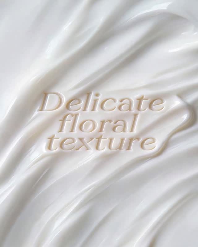 Summer freshness, blended with delicate florals