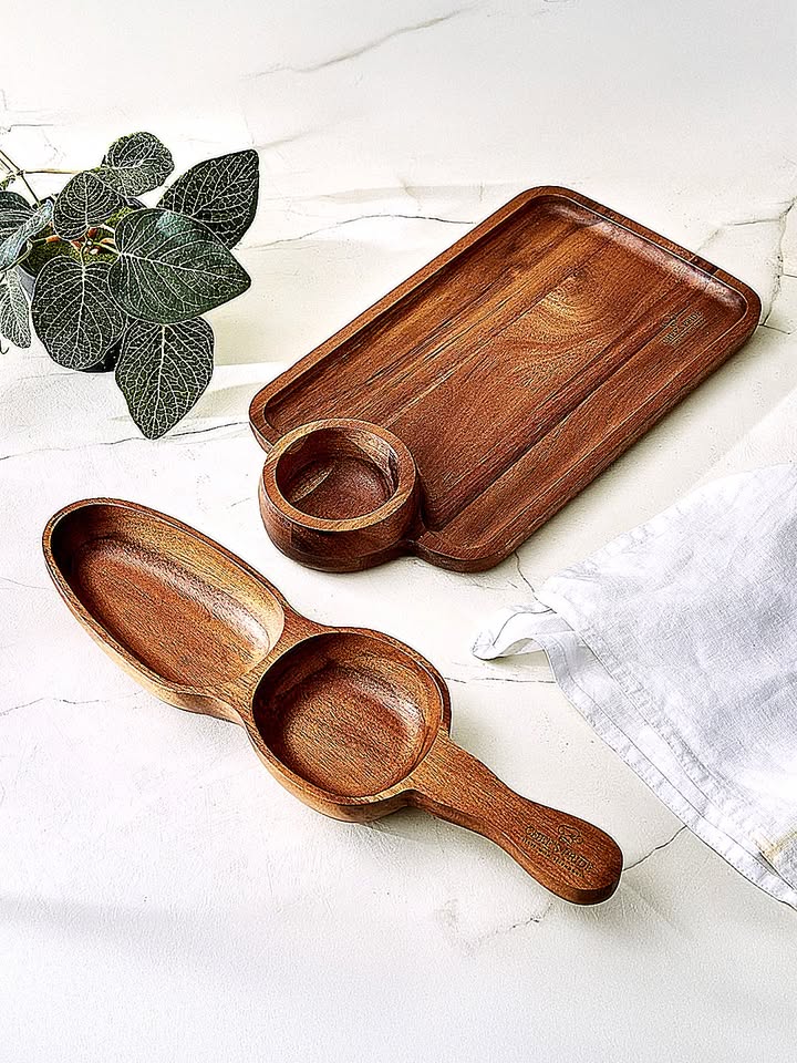 Level up your charcuterie game with this beauty. To serve up, click here https www.homecentre