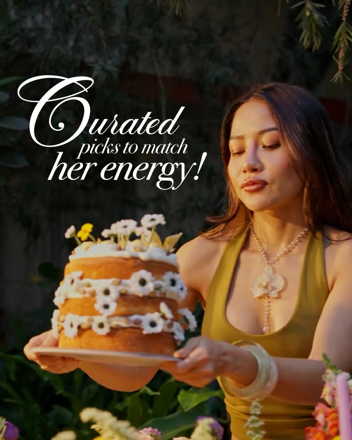 Picks to match her main character energy Homecentre HomecentreIndia MainCharacterEnergy Gifts WomensDay