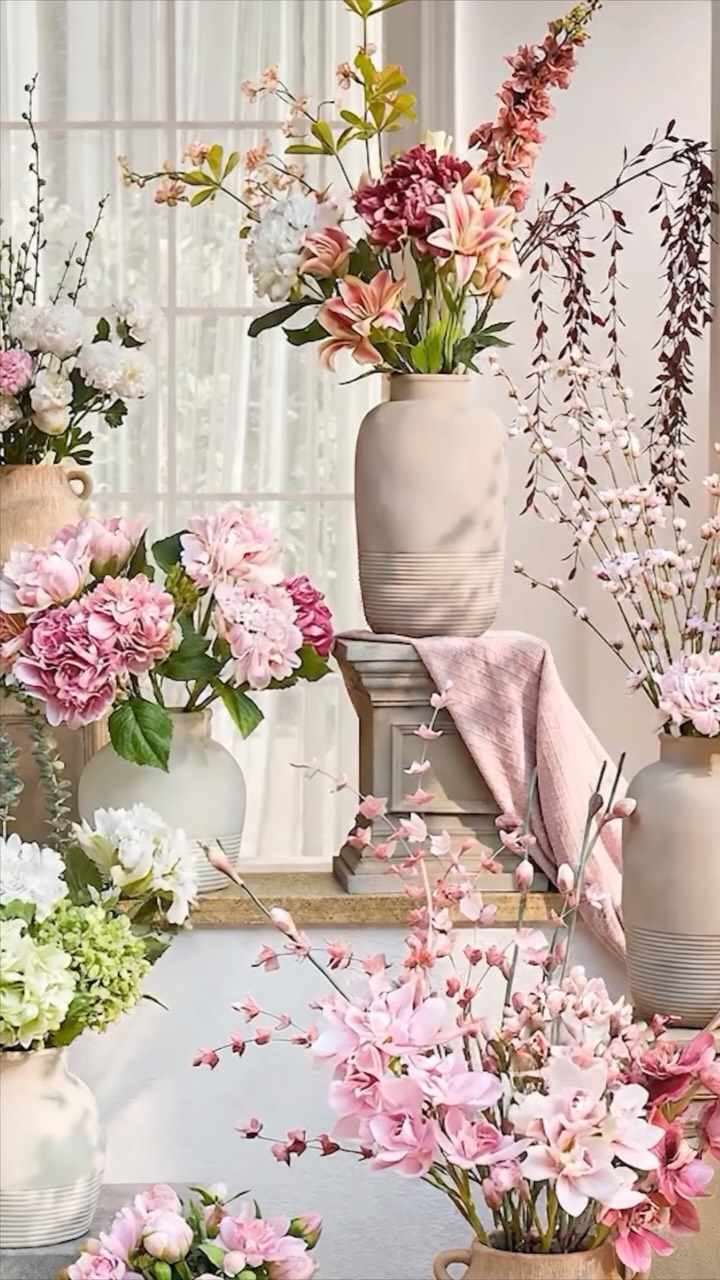 Vases That Bring Resort Living Home. Homecentre, Homecentre India, Resort Living, Home Decor 