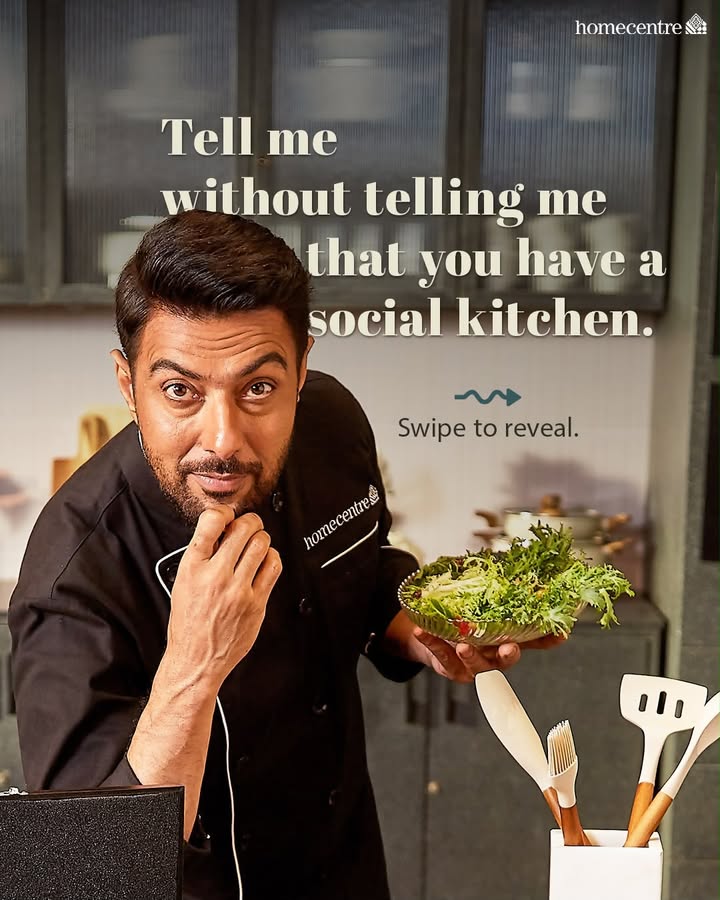 If five mugs appear, guests are coming. If every serving bowl is out, its definitely a feast