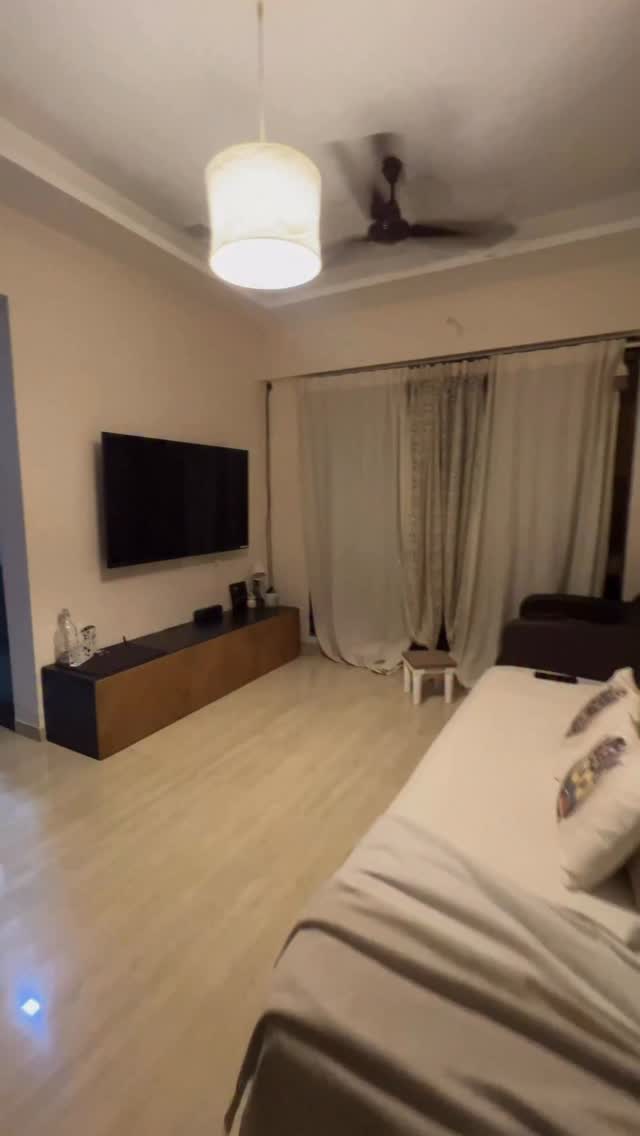 Itne Cromtastic deals hai ki har jagah sirf upgrades hi dikhenge Nows the moment to upgrade your Smartphone, TV, Washing M...