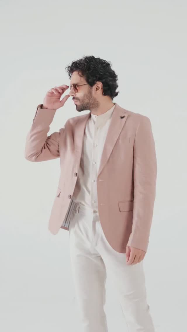 Stay cool, look even cooler in our linen blazers, which offer breathable comfort and come with unbeatable styles