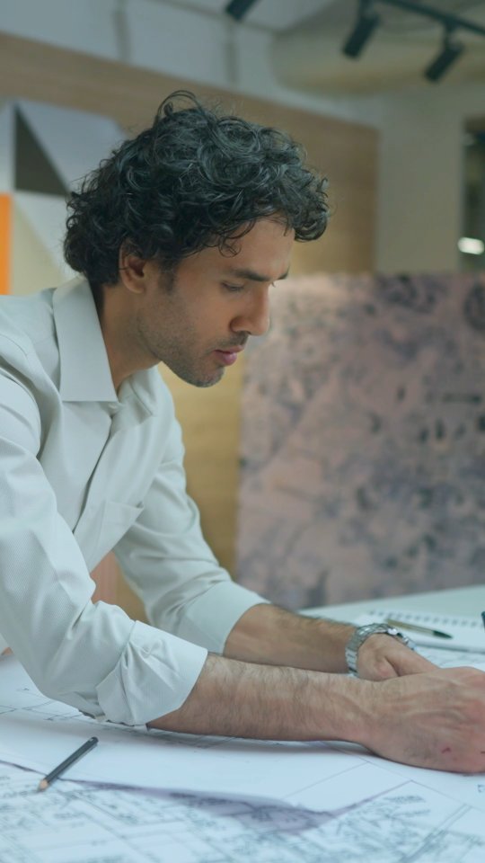 Wrinkles on shirts Not anymore. Meet Blackberrys UnWrinkle Shirts crafted with a DP rating of 3