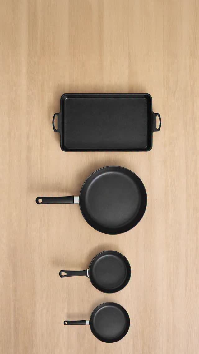 Big pan, small tray, or even three dishes at once, the Bosch Induction Hob adapts effortlessly