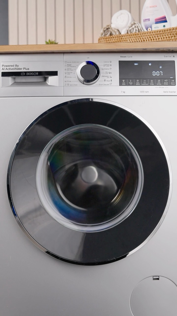 When it comes to your favourites and delicates, handle with care. Handle it like a Bosch