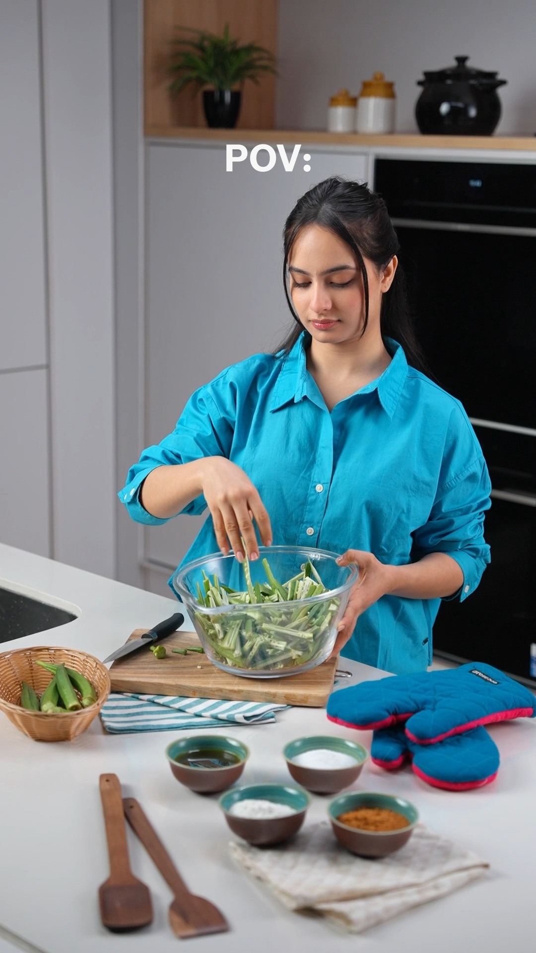 Cravings don t check your calendar. Luckily, your oven doesn t need your constant attention