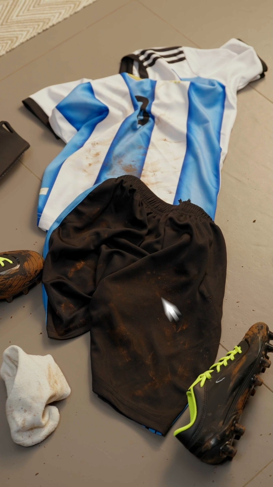 Some stains tell the story of a day well spent. The rest are for Bosch Front Load Washing Machine to handle