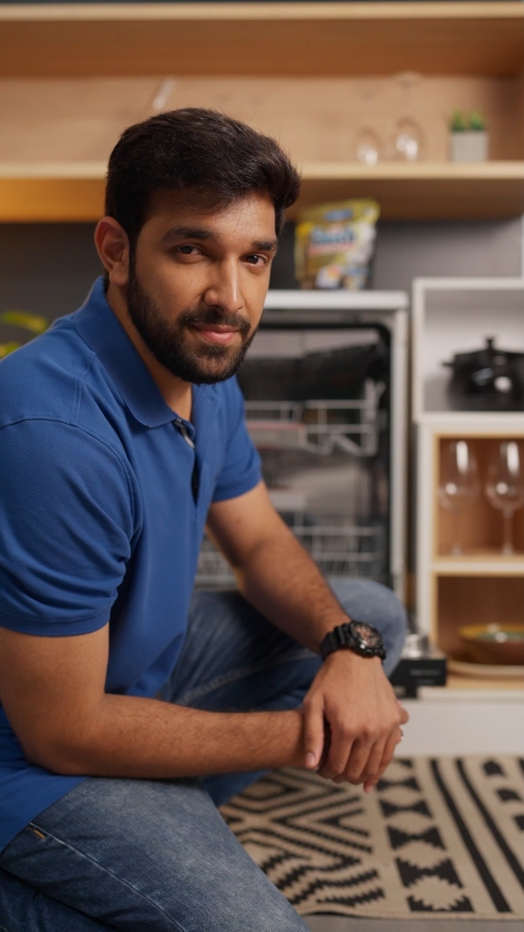 The Bosch Dishwasher fits up to 80 every day utensils from your everyday kadhai, cooker and saucepans to plates, bowls, glas...