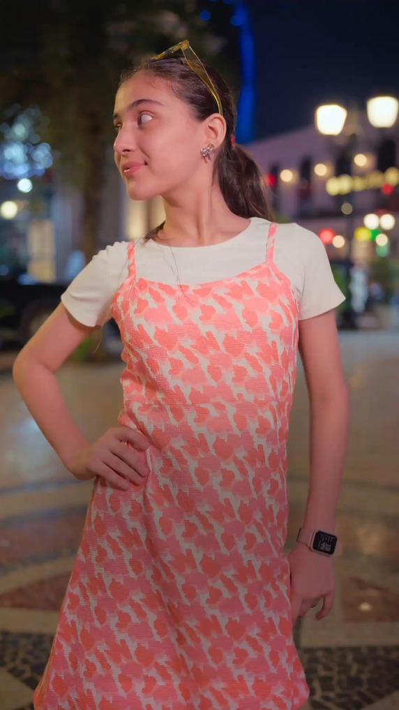 Cute vibe loading twirls, trends, and EasyBuy dresses. 