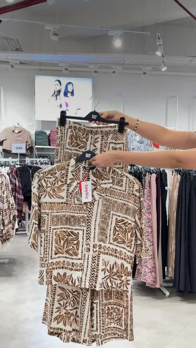 Drip so lit, saying no aint even an option.