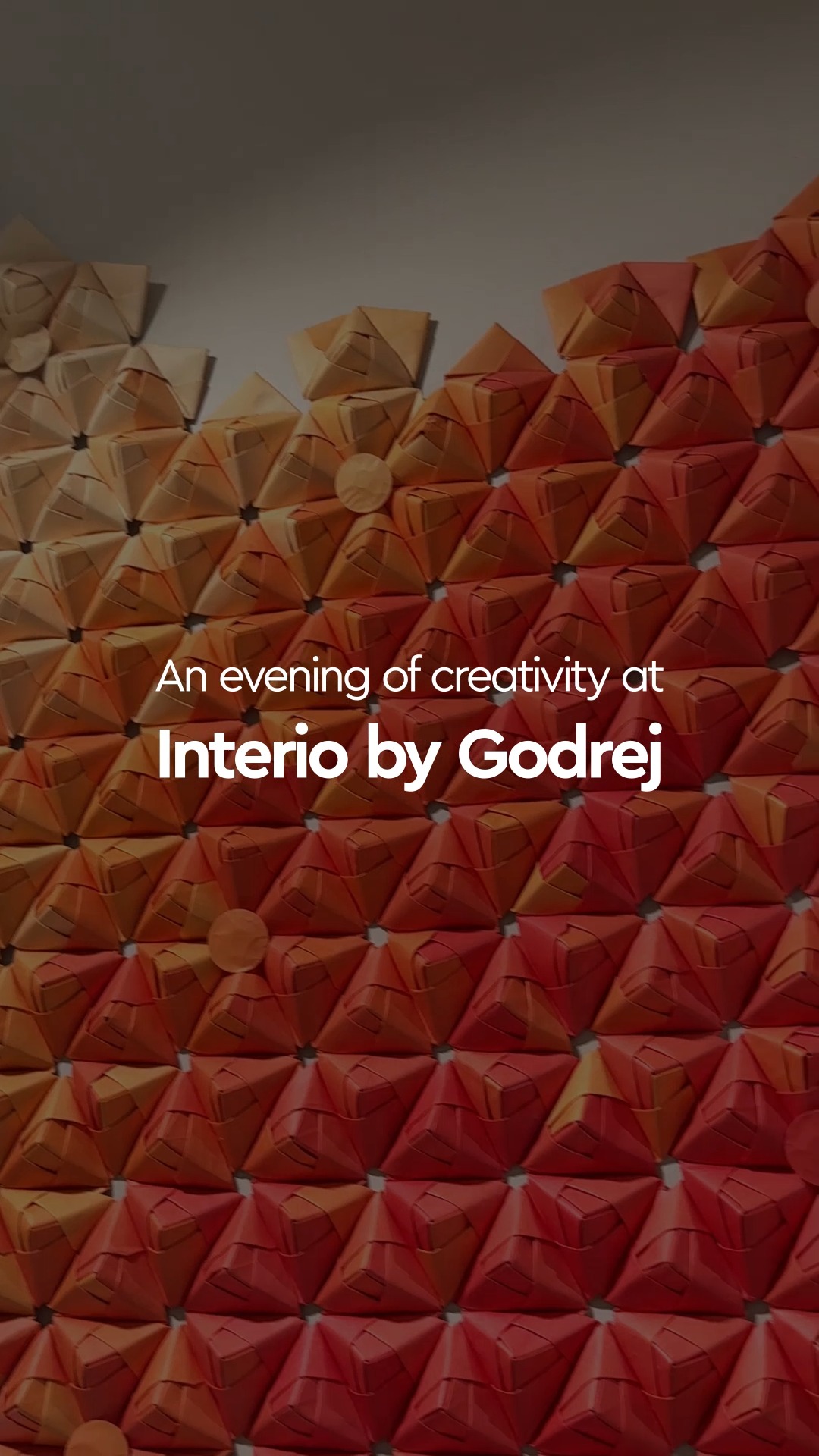 Some evenings unfold gently, with warm conversations, and creativity flowing hand in hand