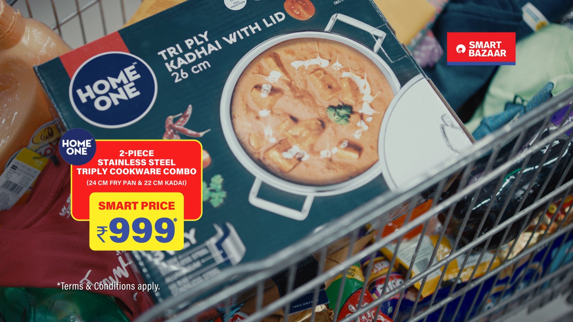 Jab 999 mein triple set ghar aa jaaye, Toh smart shopping ka mazaa aur badh jaaye Lag gayi hai discounts ki rail, Aa ga...