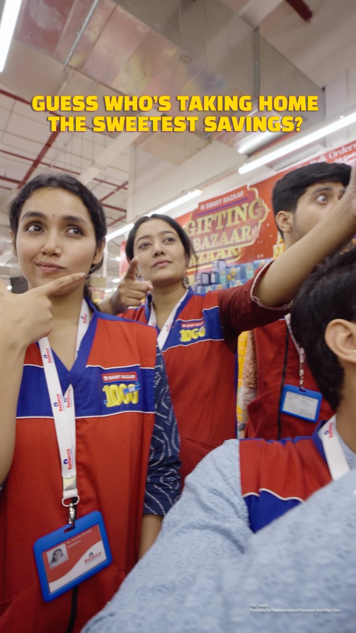 SMART Bazaar ke Smart Parivaar ke saath Diwali ka fun bhi double, savings bhi double Khushiyan mile jahan hazaar, SMART Ba...