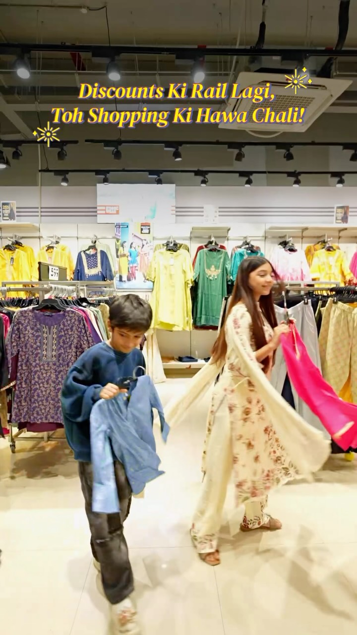 Shopping ki hawa chali aur aaya khushiyon ka tufaan SMART Bazaar ki Diwali Ready Sale mein aaiye aur apni favourite...