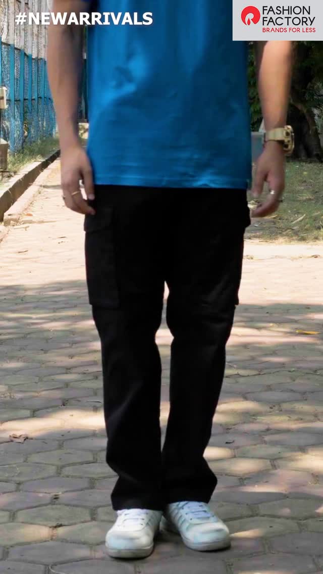 Pockets so bold, even your attitudes jealous. Cargos that carry looks and everything else