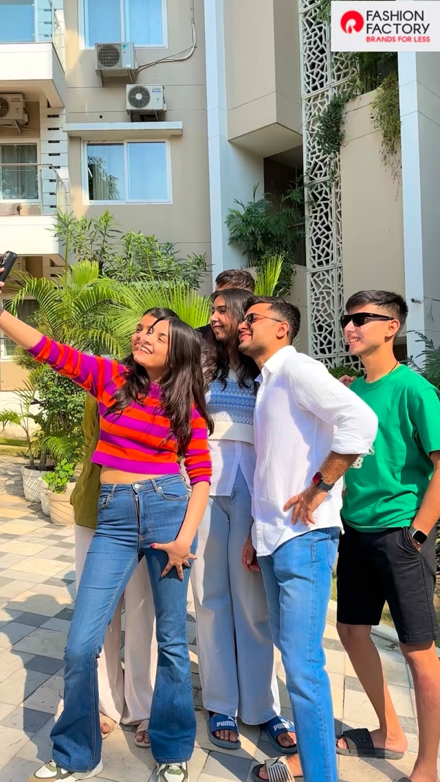 FREEE The season of Free shopping is back Get you VIP Pass now, just give a missed call on 9321992299 Fashion 3...