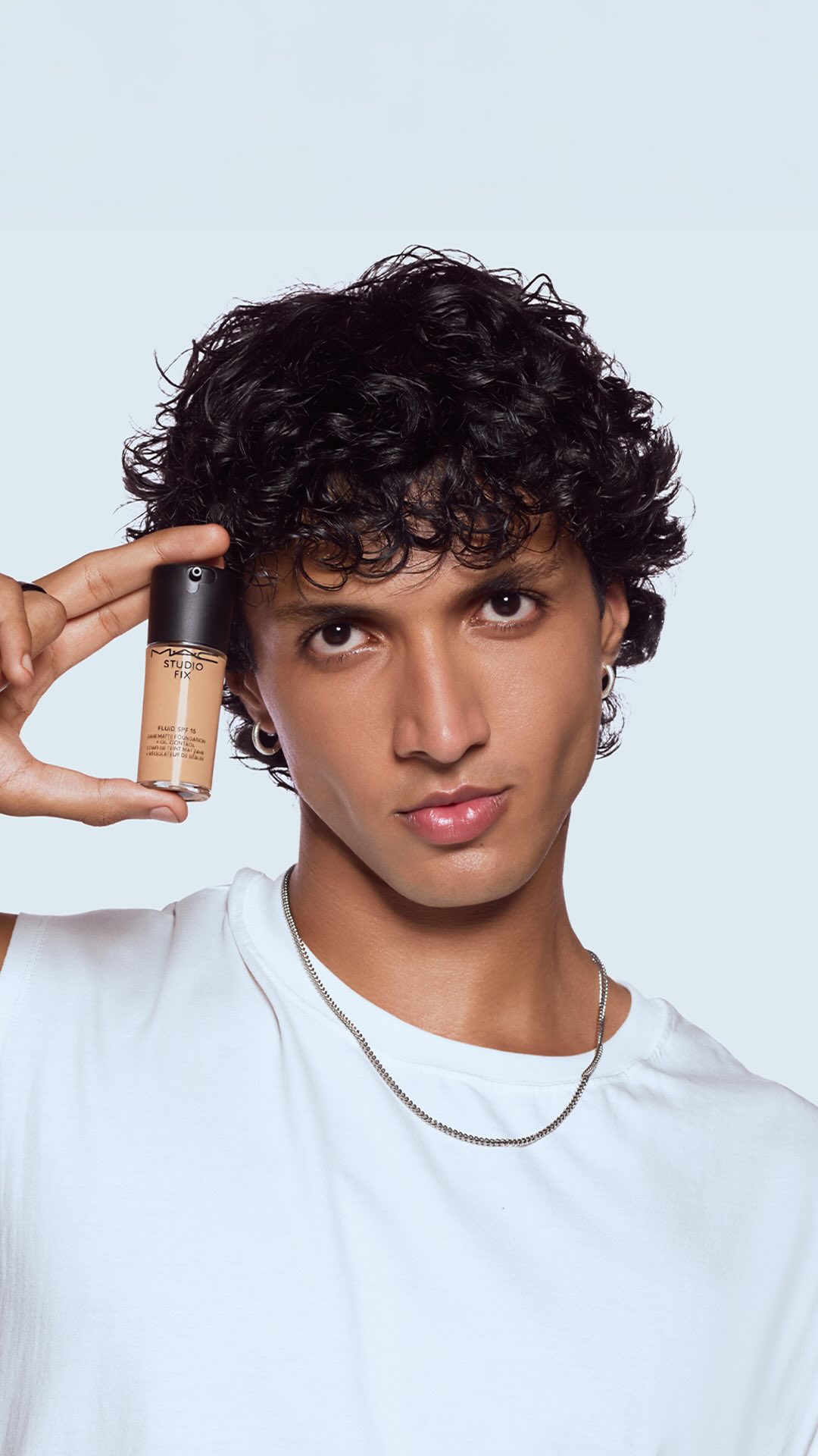 Looks like foundation. Performs like skincare