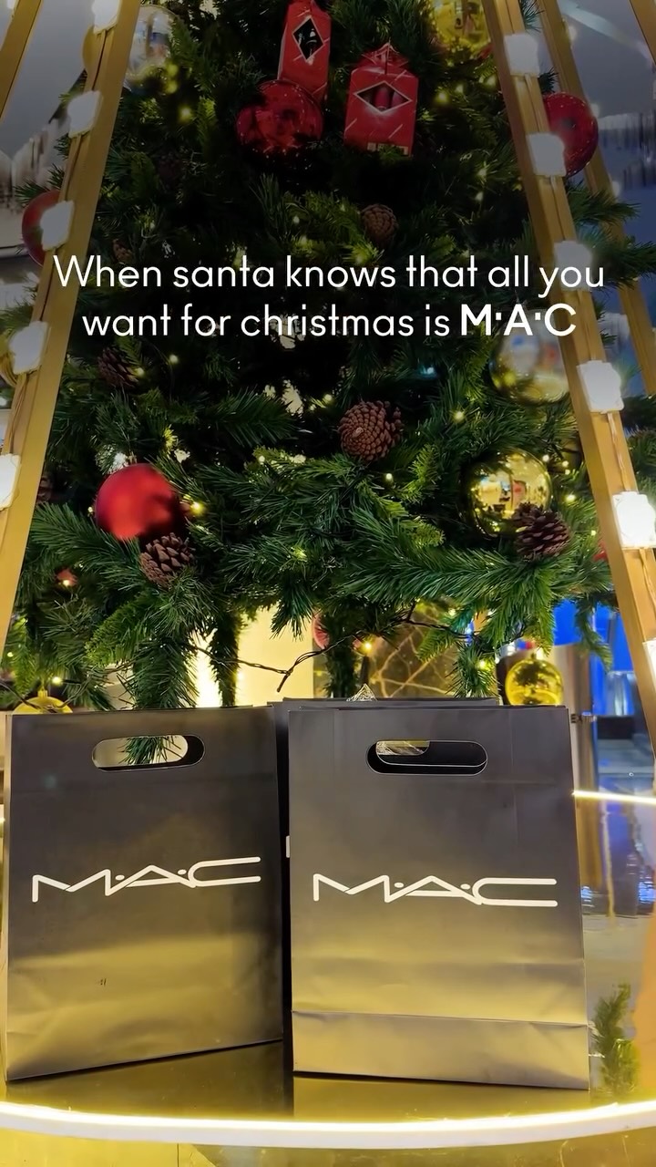 Bagging the best of M.A.C for the holidays