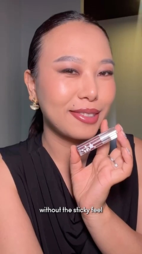 The difference between a basic lip and a perfectly sculpted pout is literally right here M.A