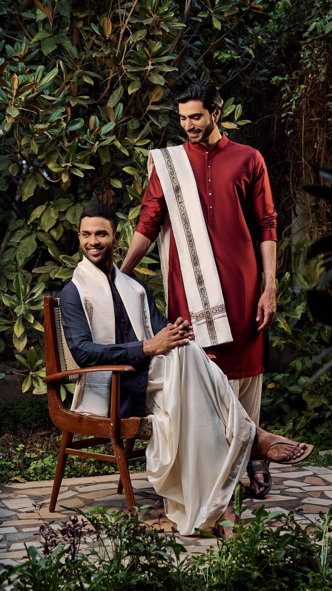 Of soft silks, golden borders, and moments that feel like home. Rooted in culture, worn in celebration