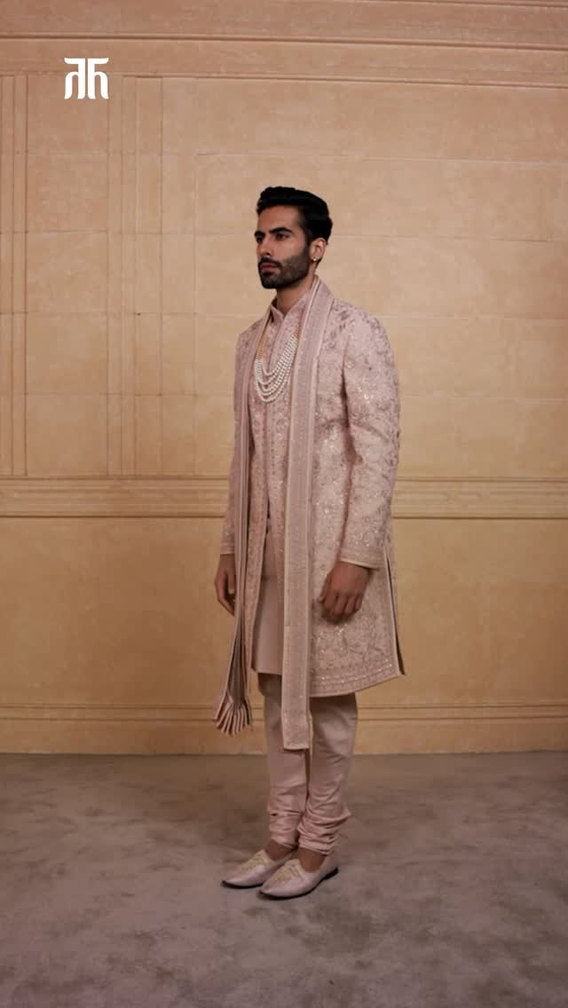 Heres how pink does power dressing. Layer clean tones, add heritage accents, and let the silhouette take over