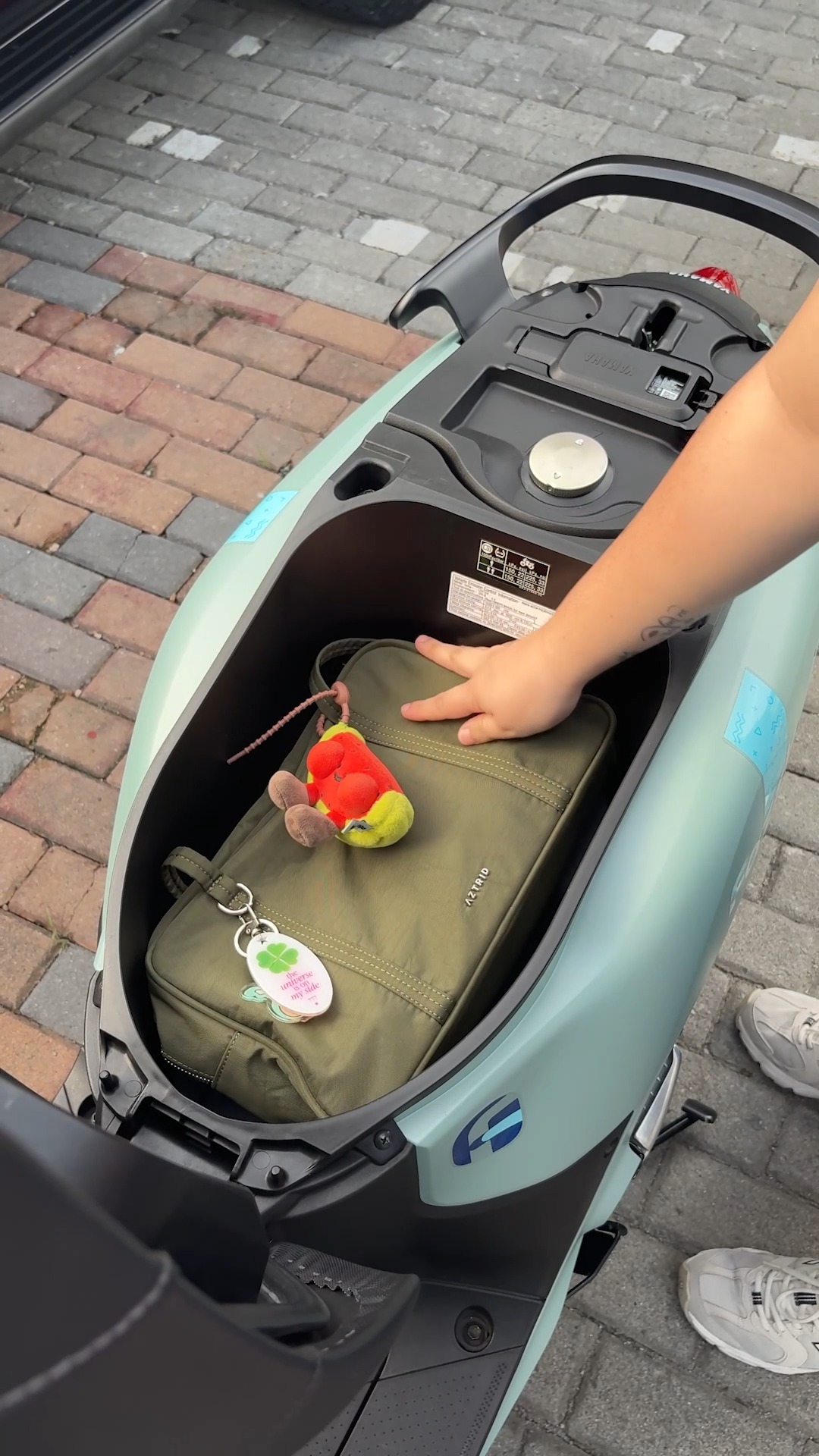 Less to carry, more room for the ride. The Mio Fazzio compartment takes care of the essentials. MioFazzio YamahaPH