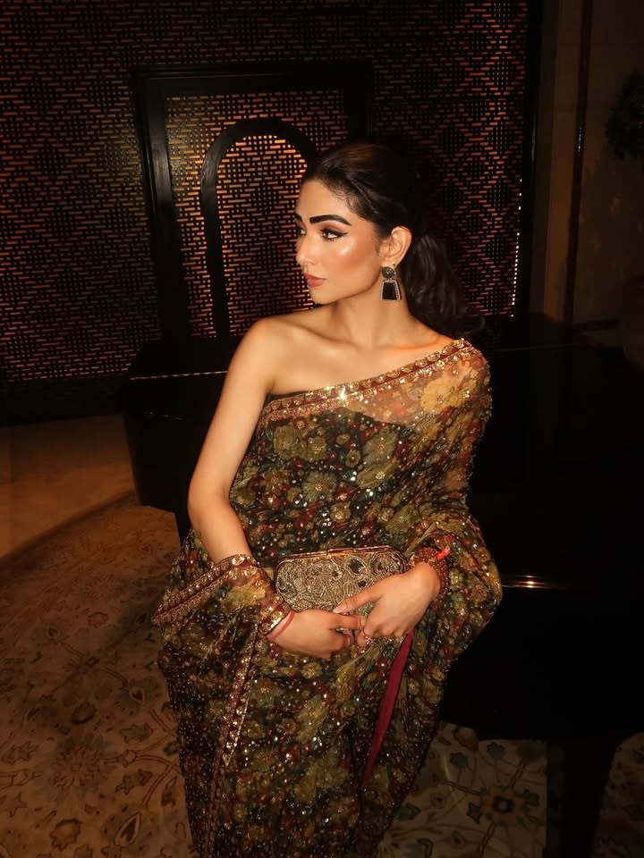 Atisha Pratap Singh atishapratapsingh wears the Aster saree in silk by Ritu Kumar, an ode to the brands enduring legacy ...