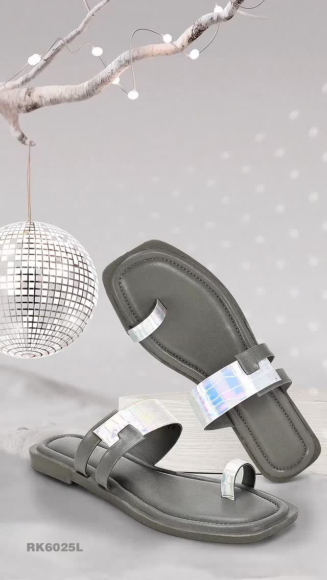 Turn your everyday moments into standout statements with Paragon footwears elegant flats collection, designed for comfort an...