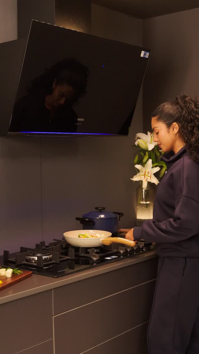 Introducing the new Siemens Intelligent Gas Hobs. Designed for precision at every step of your cooking