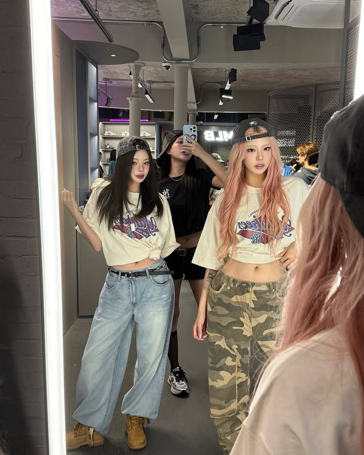 Menu fit check h m nay g i t n lo t s n ph m best sellers nh m c Karina r t y u th ch v ... ...