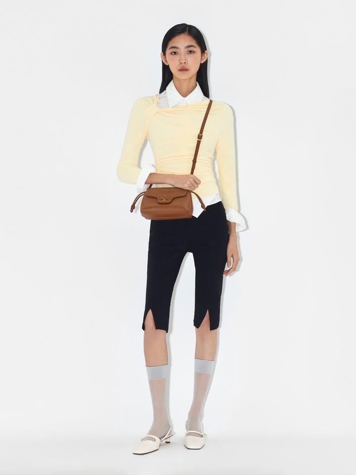 Icon Leather Mini v i nh ng ng cong m m m i v phom d ng thanh l ch s gi p t n l n v p duy n d ng, n... Icon ...