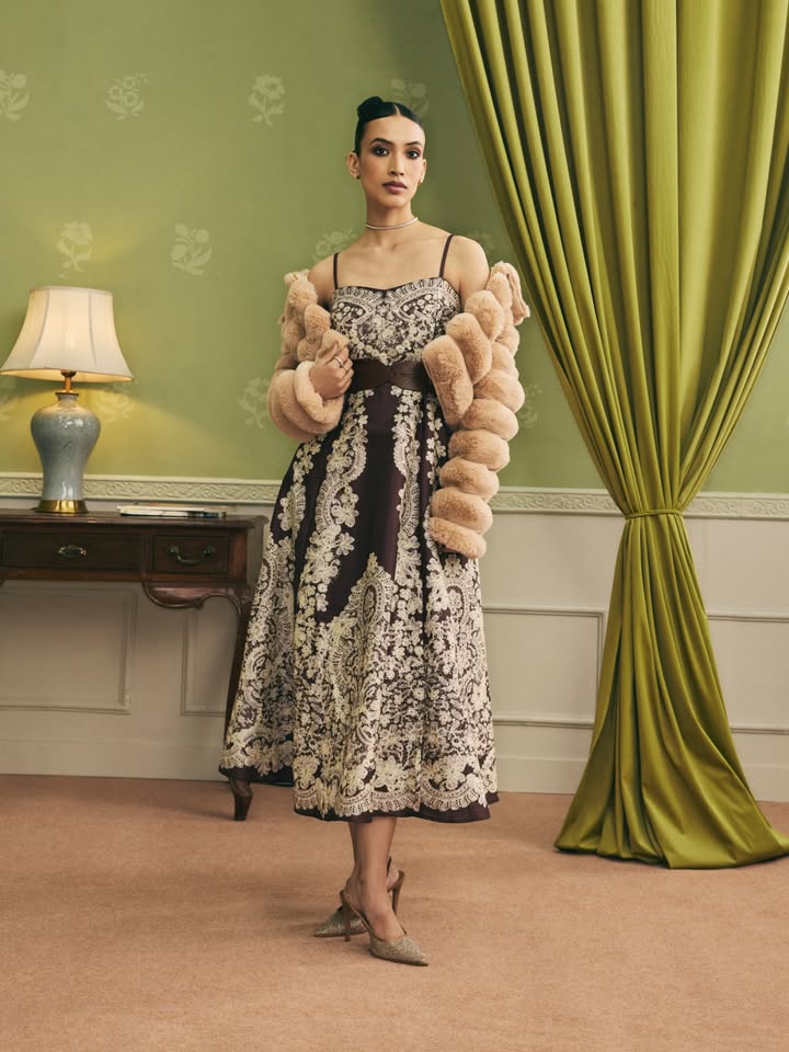 Wrapped in layers of charm the perfect jacket for the social season. Discover the perfect layers at Label Ritu Kumar