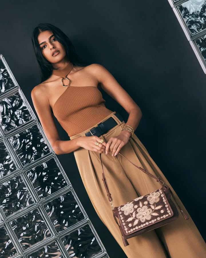 Refined, relaxed, and endlessly wearable. Tailoring softened with knit