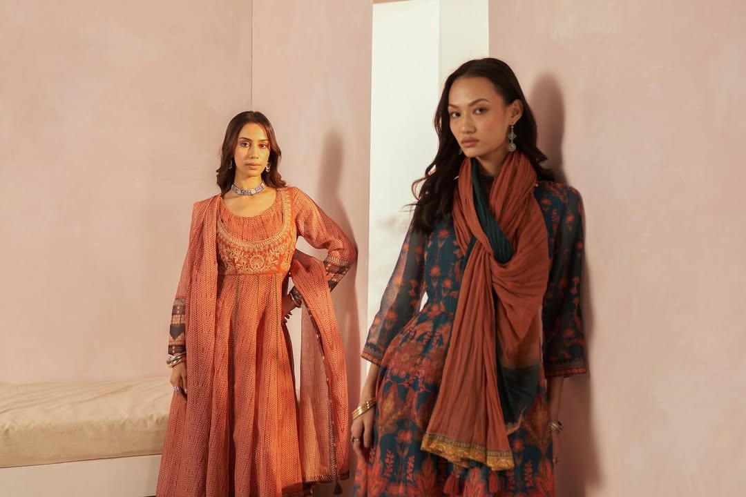 Like a garden in full bloom, our summer suits come alive with soft pastels, vivid florals, and timeless elegance