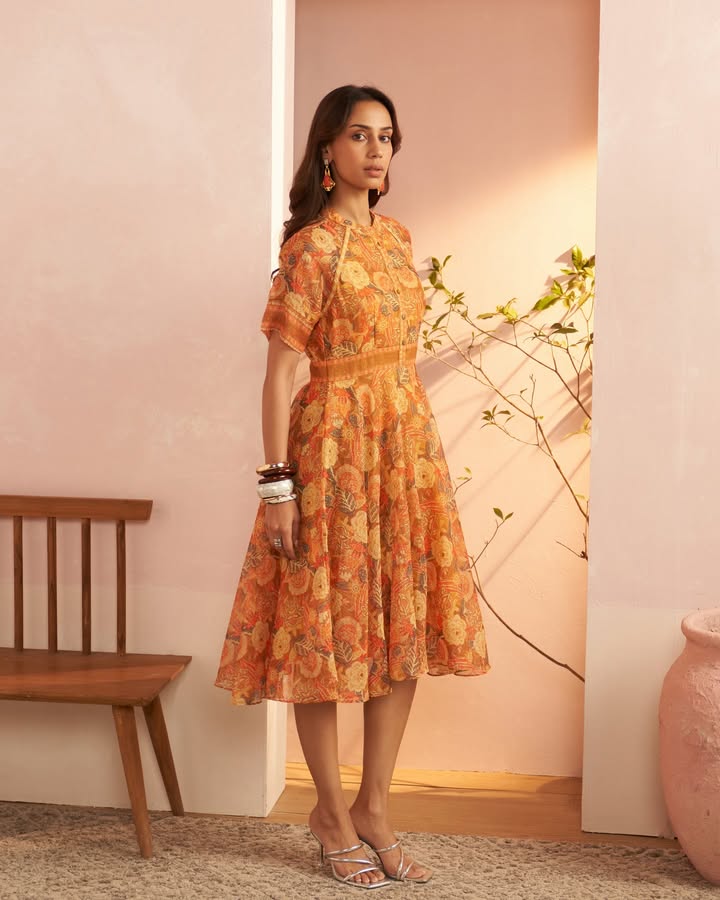 Easy silhouettes, bold blooms the dress that goes where summer takes you Explore the collection online in stores