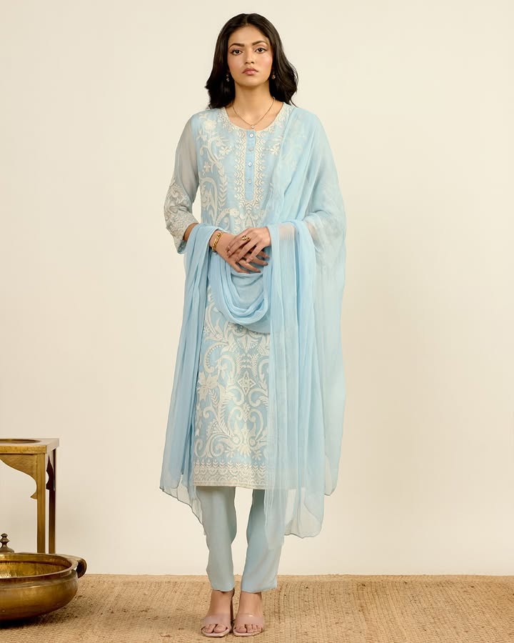 Powder blue Nilambiri in a clean silhouette, easy and effortless for everyday wear
